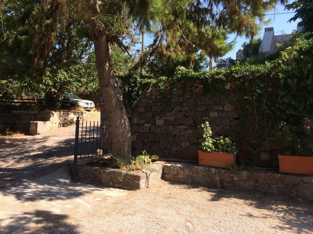 Heliades Maisonettes Mythimna Exterior foto